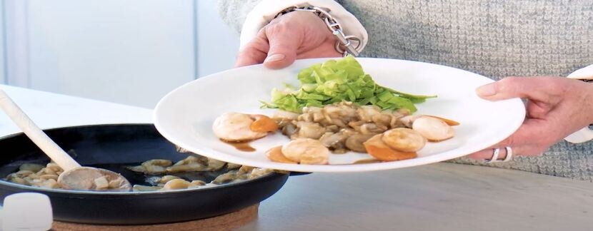 Noix de Saint-Jacques sur compotée d'endives, avec Nutribiote Base (vidéo)